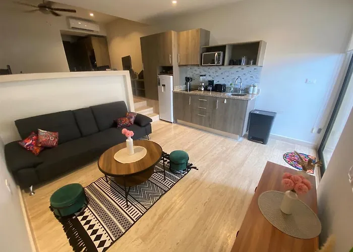 Luxury Rooftop,pool,gym,wifi,close To